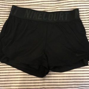 Nike court shorts! Size small